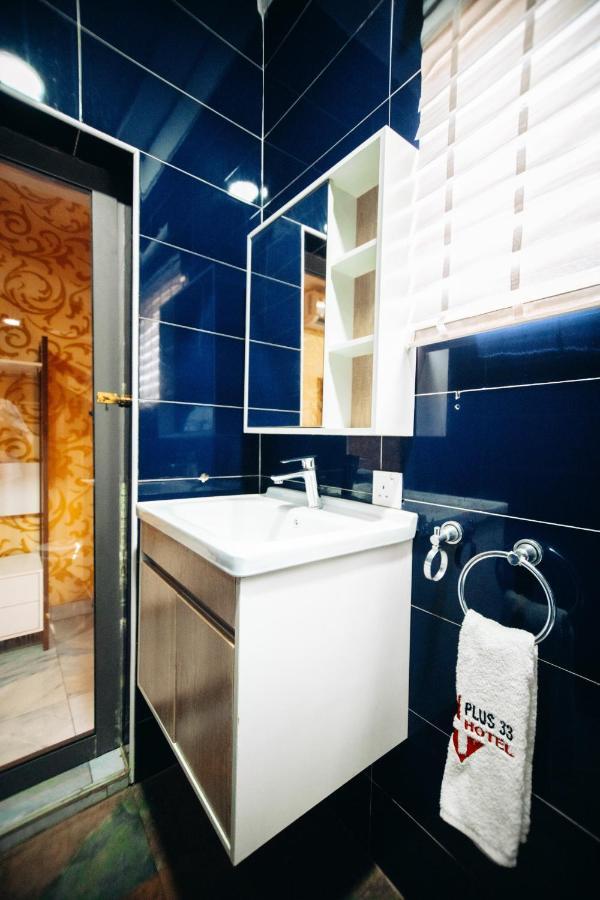 Plus 33 Hotel Nungua エクステリア 写真